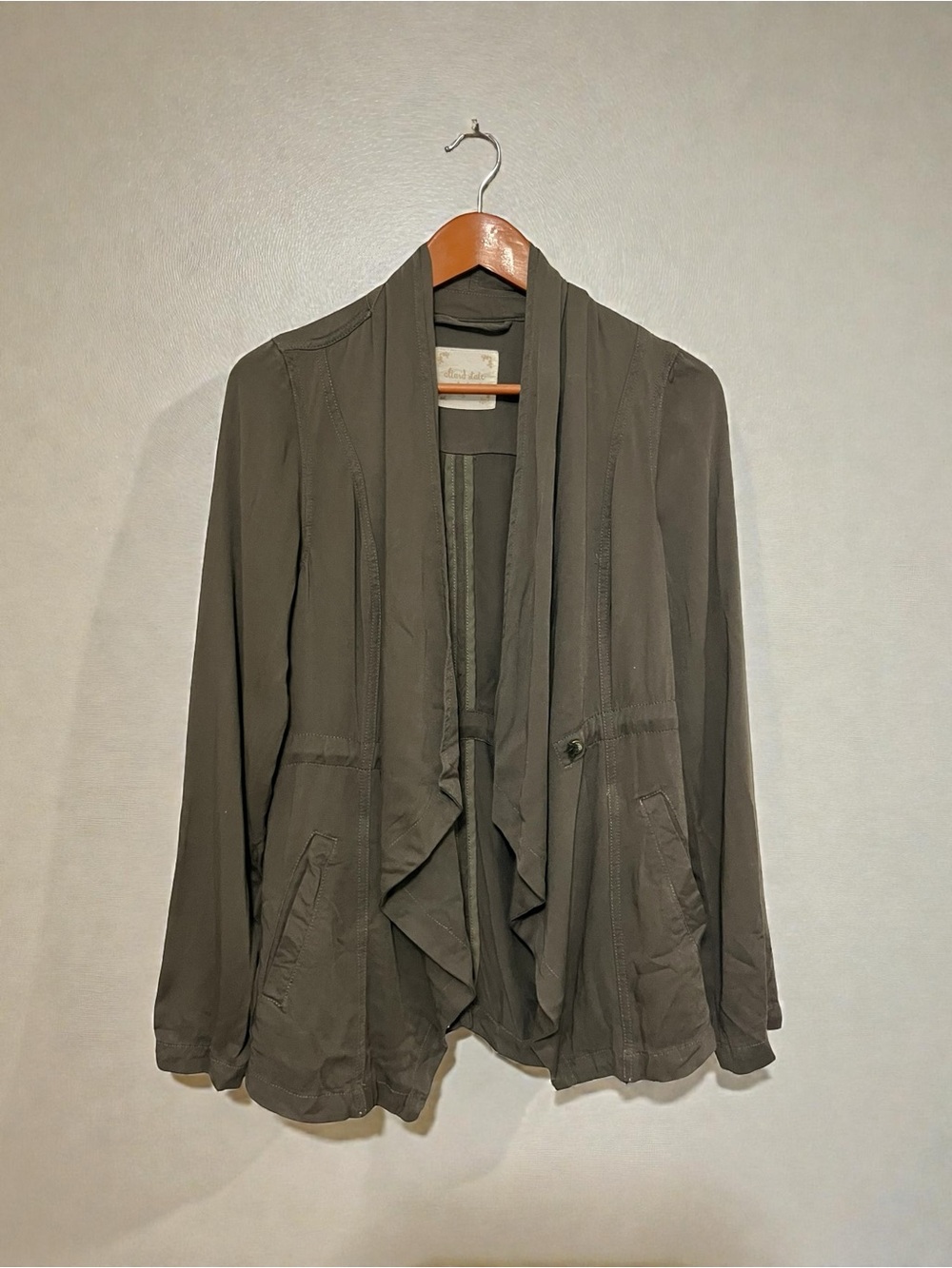 Altar’d State Olive Army Green Lightweight Drape Front Shawl Jacket Size Small